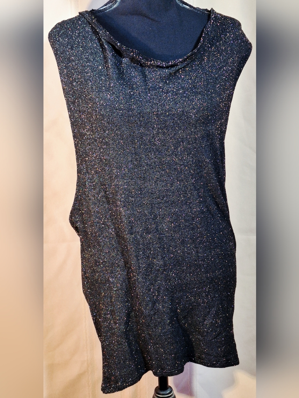 ELLA MOSS Elegant Black Tank Top with Gold Thread